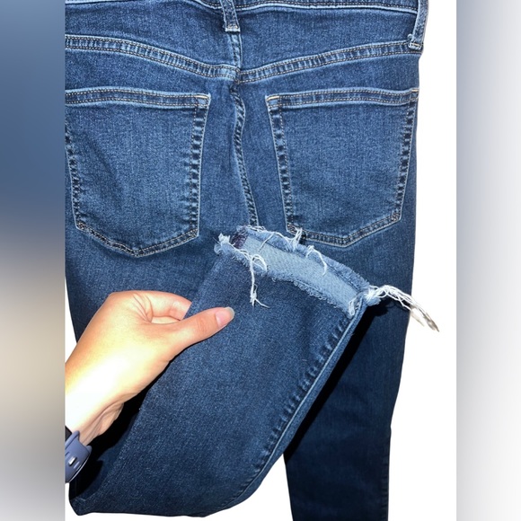 GAP True Skinny High Rise Jeans - Picture 5 of 6